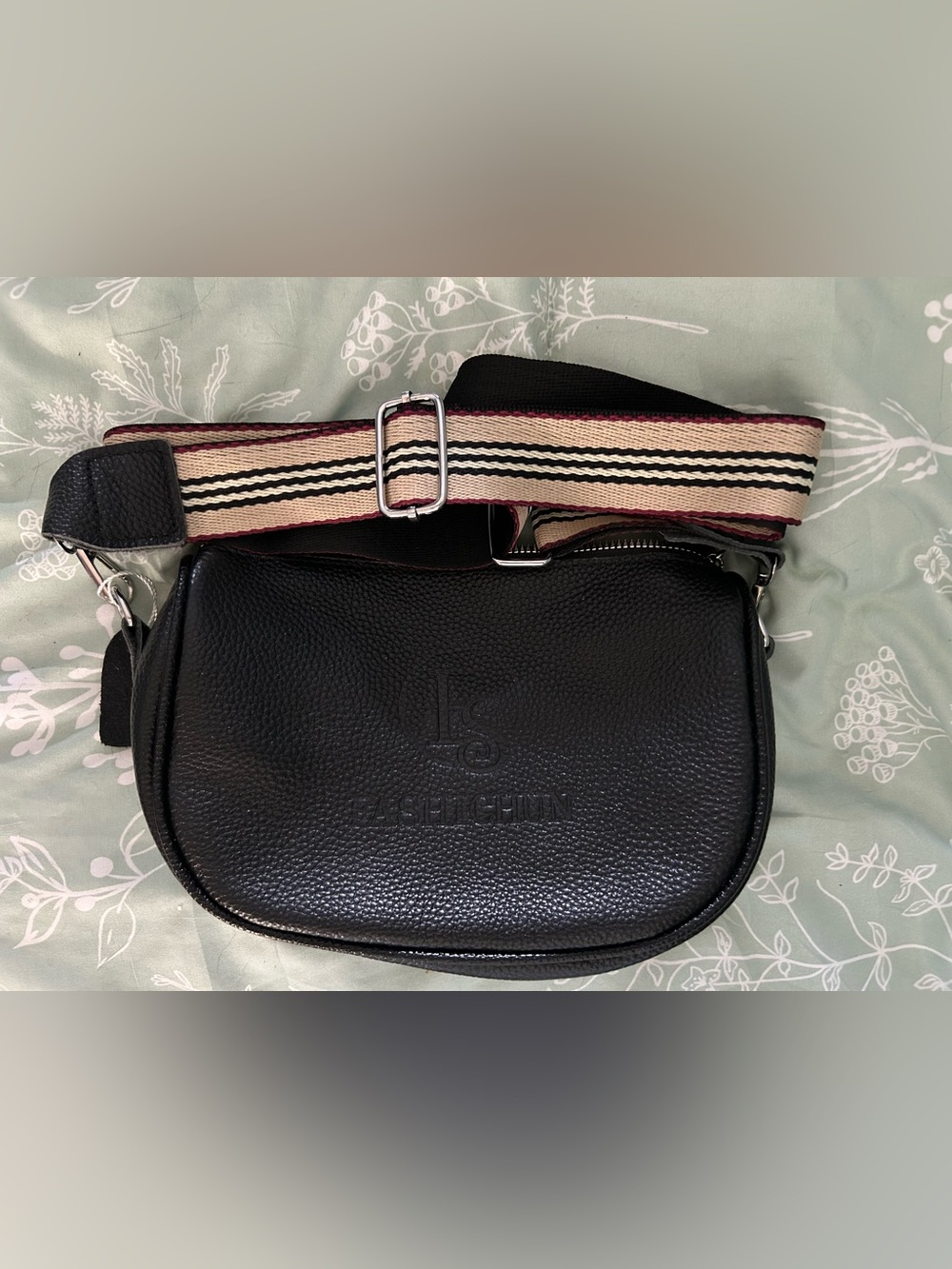 Crossbody bag